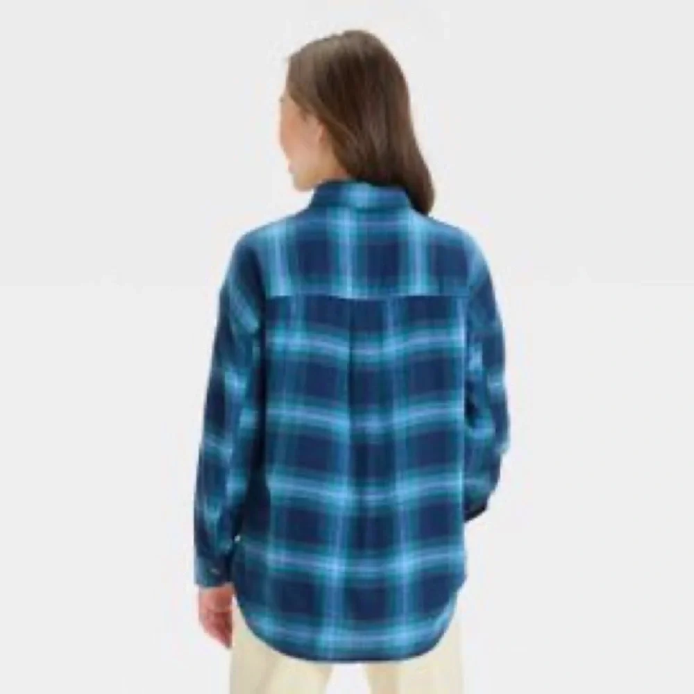 188 NWT Art Class‎ Girls Oversized Button Front Flannel - Size: XL (14)